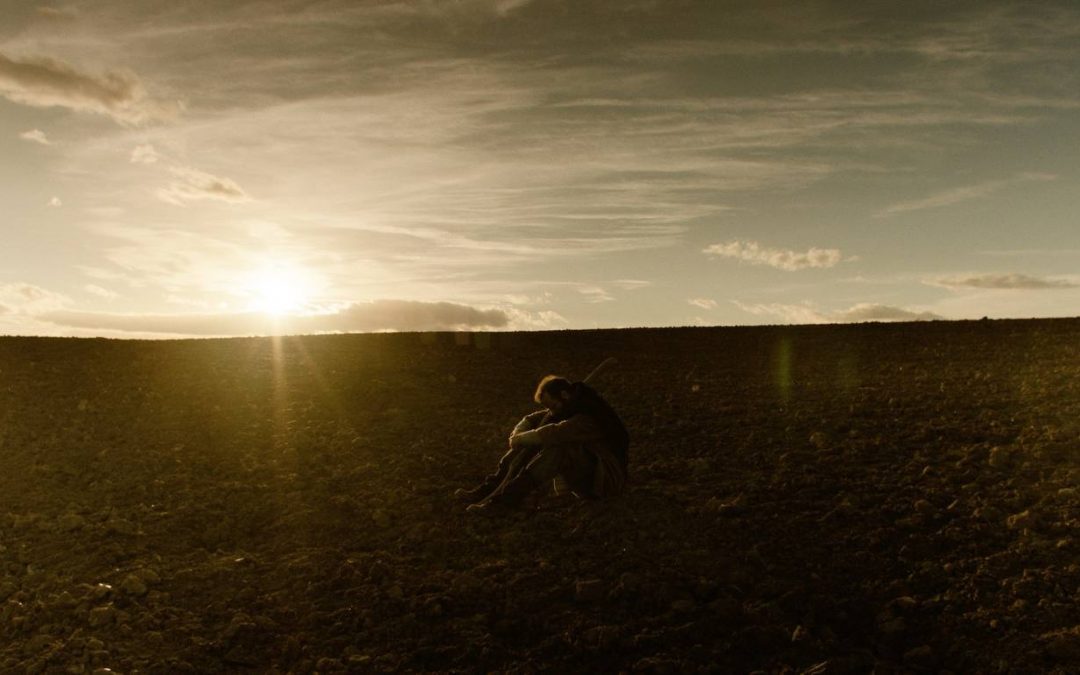 A conversation between Iranian artist-filmmaker Mania Akbari and Syrian filmmaker Ameer Fakher Eldin.